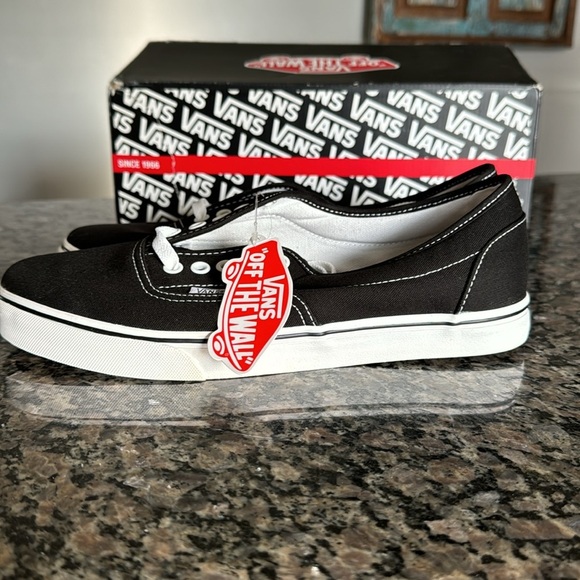 Vans off the wall unisex black/white M8.5 W10 NIB - Picture 5 of 8